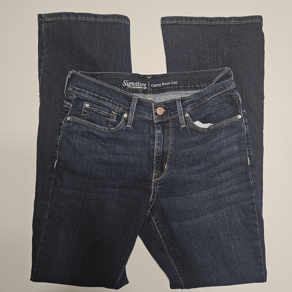 Signature Blue Boot Cut Jeans with Classic Style